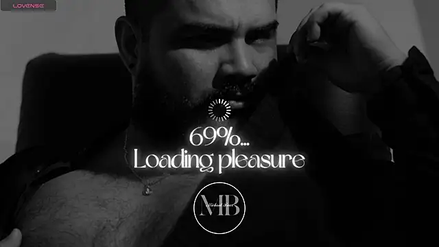 Snapshot of MichaelBear_ chatting on 16, 11, 2025 MichaelBear online show from 16, 11, 2025