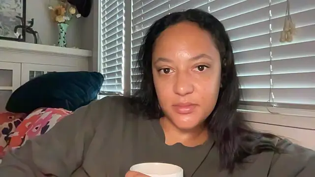 dreamyriri online show from 20, 5, 2026