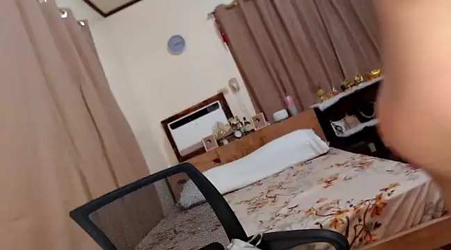 LoveMarieFoxxx online show from 14, 1, 2025