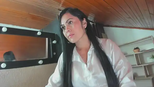 Snapshot of Tania_mature chatting on 28, 1, 2025 Tania mature online show from 28, 1, 2025