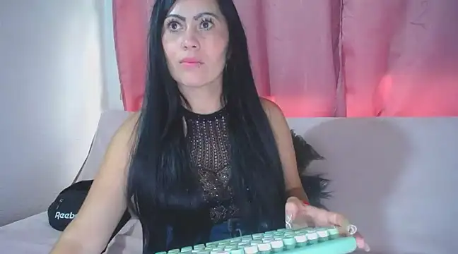 Snapshot of Tania_mature chatting on 18, 2, 2025 Tania mature online show from 18, 2, 2025