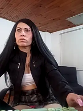 Snapshot of Tania_mature chatting on 25, 10, 2025 Tania mature online show from 25, 10, 2025