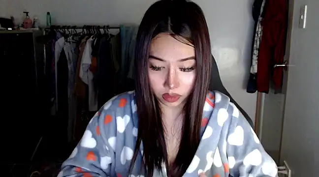 urqueendominant online show from 20, 2, 2025