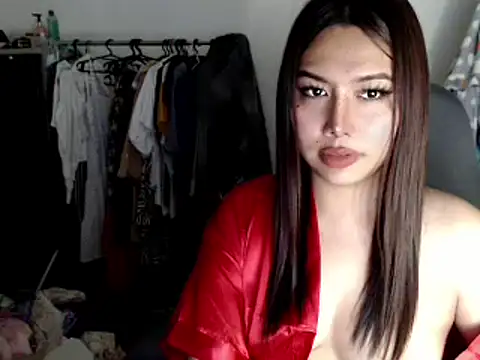 urqueendominant online show from 4, 3, 2025