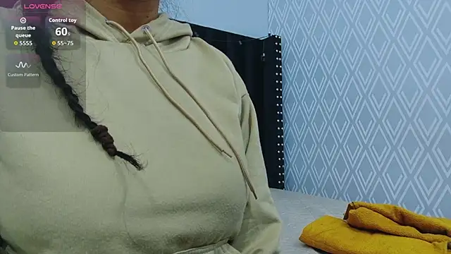 colombiamommy online show from 4, 10, 2025