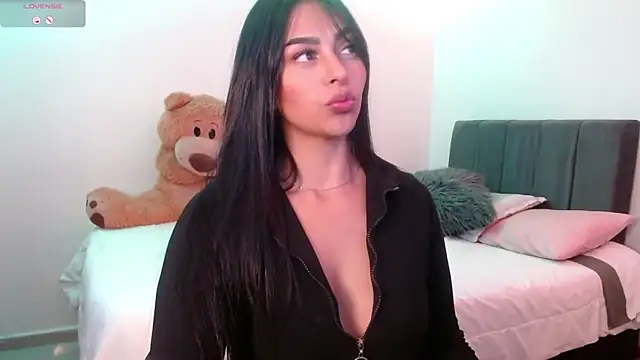 Melaniie01 online show from 15, 12, 2025