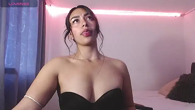 Melaniie01 online show from 20, 4, 2026