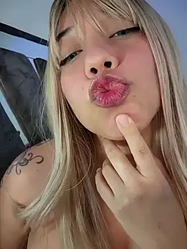 miafresa hot online show from 8, 3, 2025