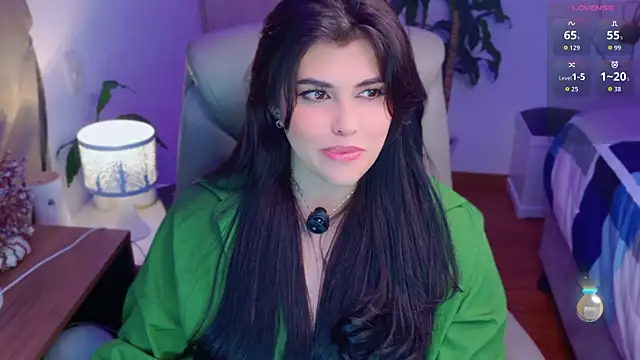 Snapshot of Alyaa_s chatting on 5, 6, 2026 Alyaa s online show from 5, 6, 2026