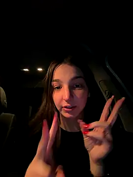 DoriDeluxe66 online show from 21, 11, 2025