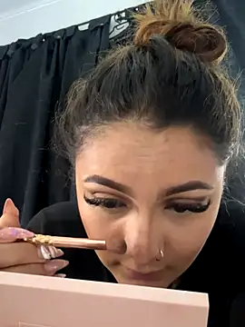 Emiily W online show from 18, 12, 2025