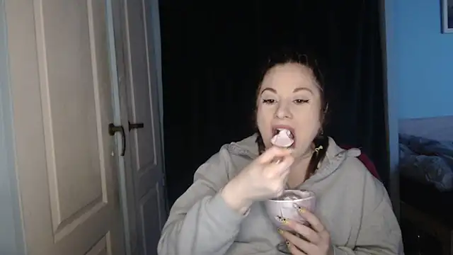 ryhhnnagold99 online show from 8, 4, 2026