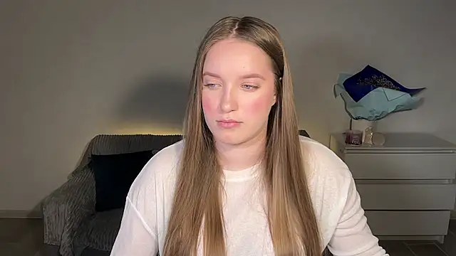 EvaMaddison online show from 2, 3, 2026