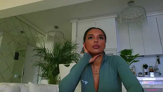 Snapshot of KimiBrown chatting on 18, 12, 2025 KimiBrown online show from 18, 12, 2025