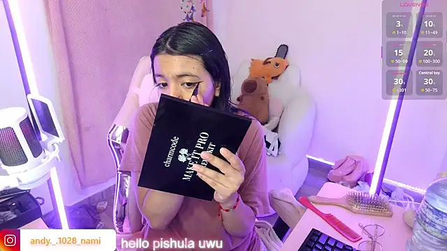 Nami usagi online show from 10, 11, 2025