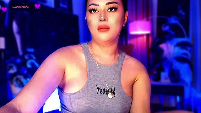 Snapshot of Thalia_Cambridge chatting on 19, 10, 2025 Thalia Cambridge online show from 19, 10, 2025