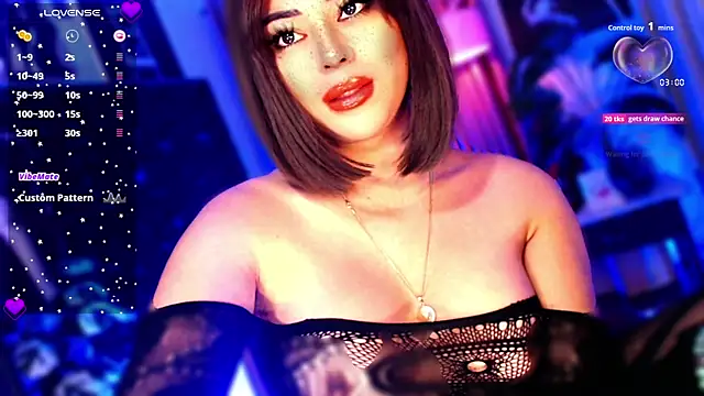 Snapshot of Thalia_Cambridge chatting on 19, 10, 2025 Thalia Cambridge online show from 19, 10, 2025