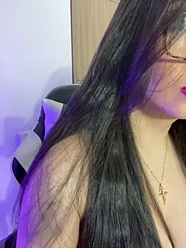 KateLatorre online show from 4, 3, 2026