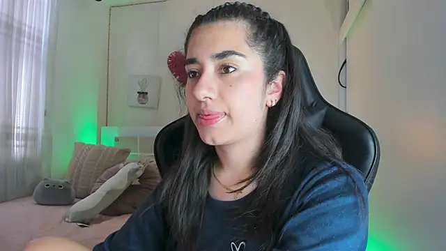 Snapshot of annadu011 chatting on 13, 3, 2025 annadu011 online show from 13, 3, 2025