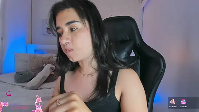 Snapshot of annadu011 chatting on 16, 3, 2025 annadu011 online show from 16, 3, 2025