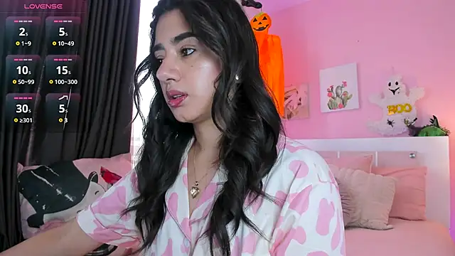 Snapshot of annadu011 chatting on 18, 10, 2025 annadu011 online show from 18, 10, 2025