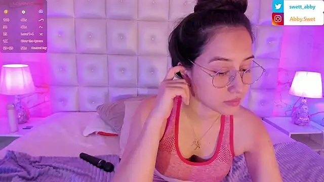 Snapshot of Abby_Sweet1_ chatting on 10, 2, 2025 Abby Sweet1  online show from 10, 2, 2025