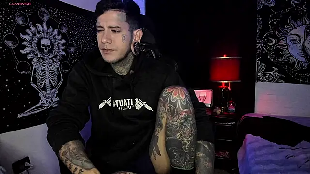 Snapshot of josh__ackerman chatting on 9, 3, 2025 josh ackerman online show from 9, 3, 2025