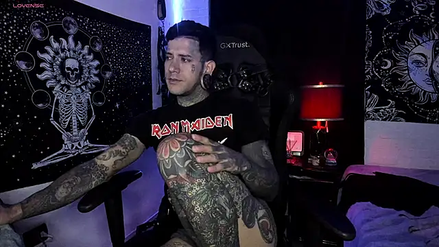 Snapshot of josh__ackerman chatting on 10, 3, 2025 josh ackerman online show from 10, 3, 2025