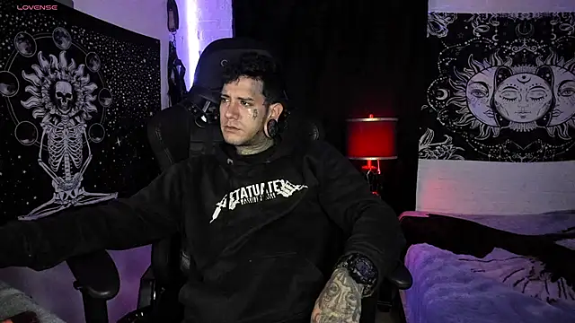 Snapshot of josh__ackerman chatting on 16, 3, 2025 josh ackerman online show from 16, 3, 2025