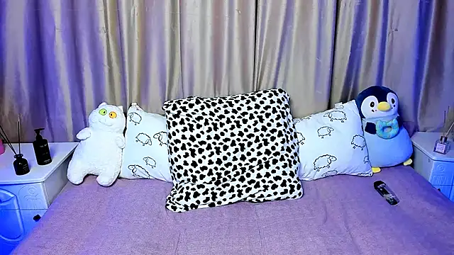 Snapshot of LilyStarlight chatting on 19, 2, 2025 LilyStarlight online show from 19, 2, 2025