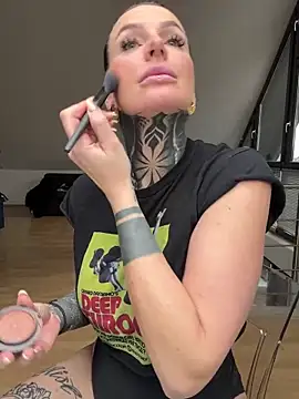 InkedBiitch online show from 10, 2, 2025