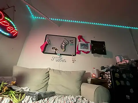 Snapshot of WhiteChocalate_69 chatting on 2, 3, 2025 WhiteChocalate 69 online show from 2, 3, 2025