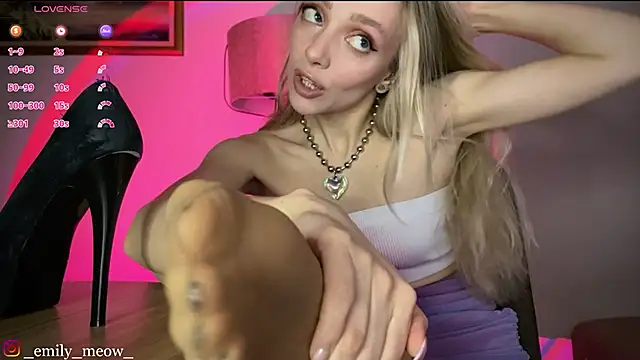 Snapshot of _Emily_Sweety_ chatting on 14, 2, 2025 Emily Sweety online show from 14, 2, 2025