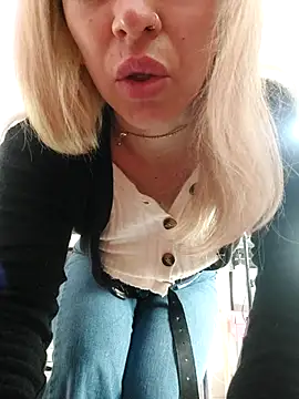Snapshot of cositarica2555 chatting on 11, 4, 2026 cositarica2555 online show from 11, 4, 2026