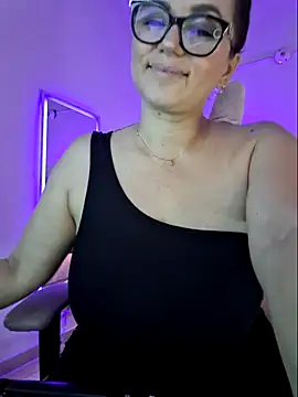 Snapshot of MariaPau_83 chatting on 17, 7, 2026 MariaPau 83 online show from 17, 7, 2026