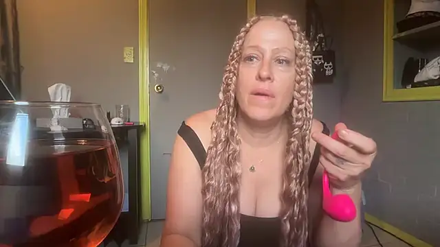 Snapshot of Soaponarope007 chatting on 22, 5, 2026 Soaponarope007 online show from 22, 5, 2026