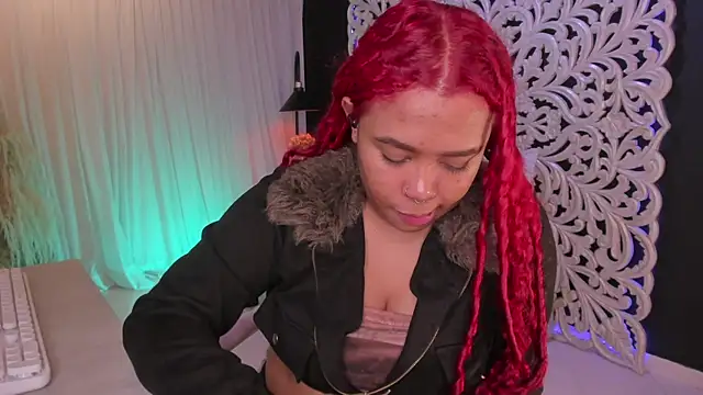 pamela doll3 online show from 4, 10, 2025