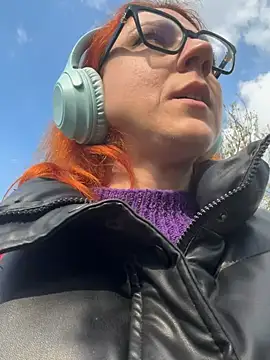 Nikky Divine online show from 24, 3, 2026