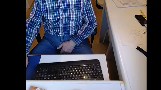 Snapshot of dutchpornking chatting on 27, 1, 2025 dutchpornking online show from 27, 1, 2025