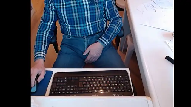 Snapshot of dutchpornking chatting on 6, 2, 2025 dutchpornking online show from 6, 2, 2025