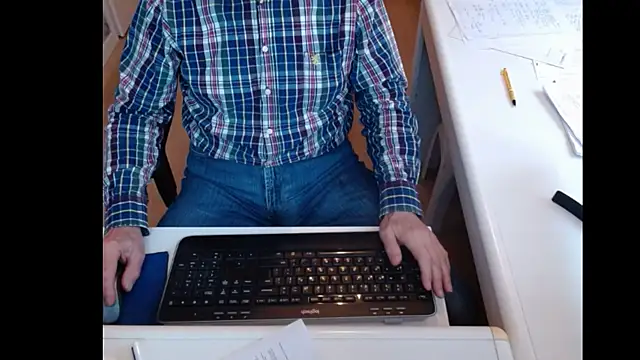 Snapshot of dutchpornking chatting on 12, 2, 2025 dutchpornking online show from 12, 2, 2025