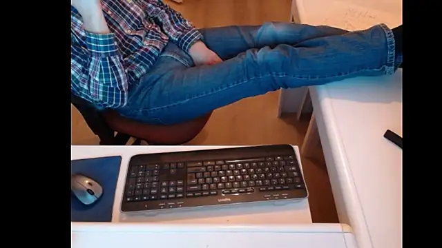 Snapshot of dutchpornking chatting on 17, 2, 2025 dutchpornking online show from 17, 2, 2025