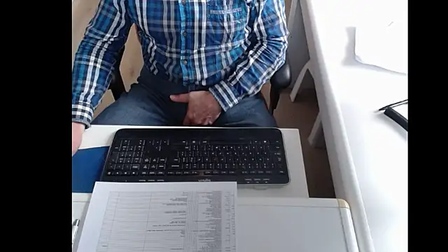 Snapshot of dutchpornking chatting on 20, 2, 2025 dutchpornking online show from 20, 2, 2025