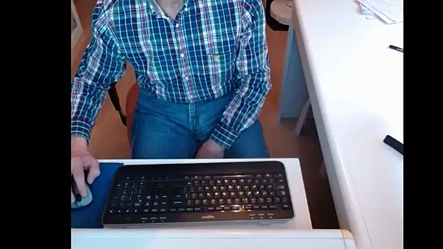Snapshot of dutchpornking chatting on 26, 2, 2025 dutchpornking online show from 26, 2, 2025
