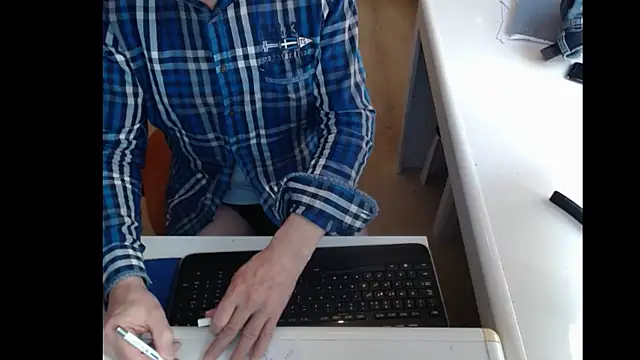Snapshot of dutchpornking chatting on 10, 3, 2025 dutchpornking online show from 10, 3, 2025
