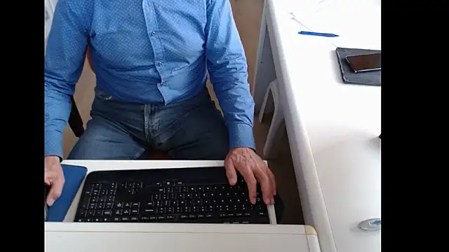 Snapshot of dutchpornking chatting on 29, 9, 2025 dutchpornking online show from 29, 9, 2025