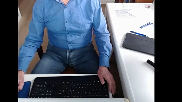 dutchpornking online show from 28, 10, 2025