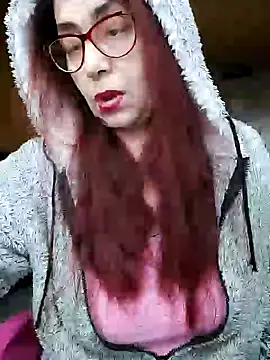 Chriss Tinaa online show from 8, 2, 2025