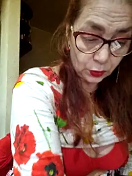 Chriss Tinaa online show from 10, 4, 2026