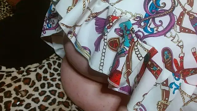 AnnyelinnaLove online show from 2, 2, 2025